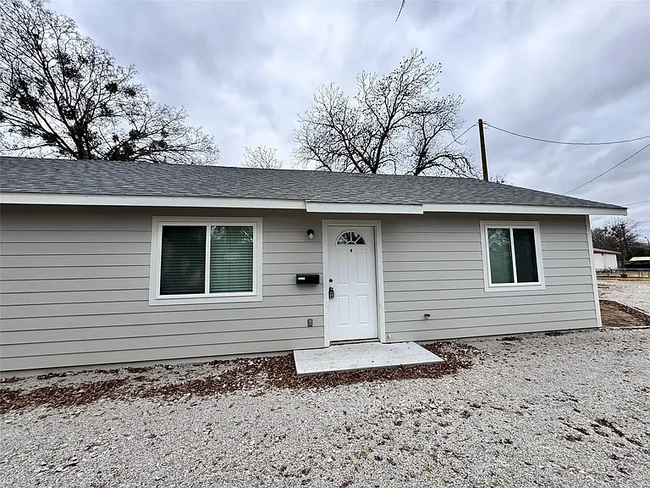 1211 Avenue A in Brownwood, TX - Building Photo - Building Photo