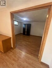 357 Gage Ct in Burlington, ON - Building Photo - Building Photo