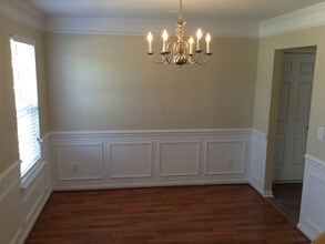 112 Dunnell Rd in Mooresville, NC - Foto de edificio - Building Photo