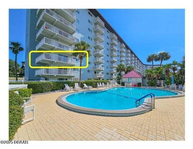 100 Silver Beach Ave in Daytona Beach, FL - Building Photo - Building Photo