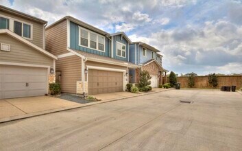 1804 Cavanal St in Houston, TX - Building Photo - Building Photo