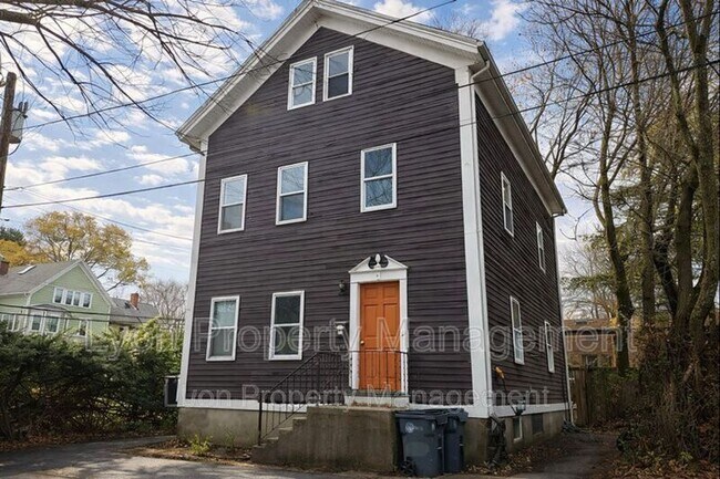 2 Proctor Pl in Providence, RI - Building Photo - Building Photo