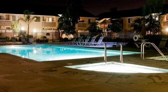 Live Oak Apartments
