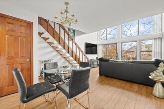 1465 E Putnam Ave in Greenwich, CT - Building Photo - Building Photo