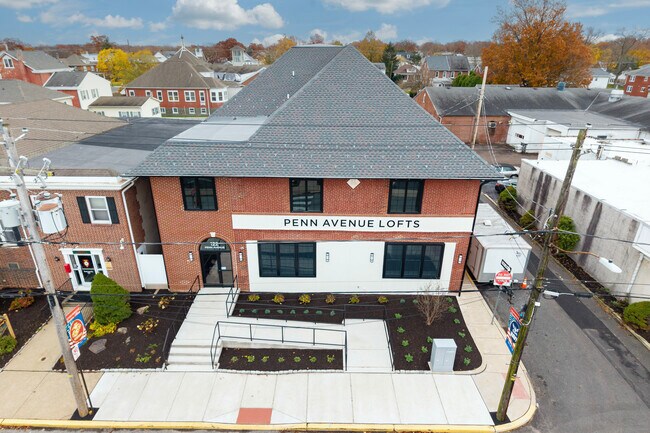 122 Penn Ave, Unit Penn Ave Lofts in Telford, PA - Foto de edificio - Building Photo