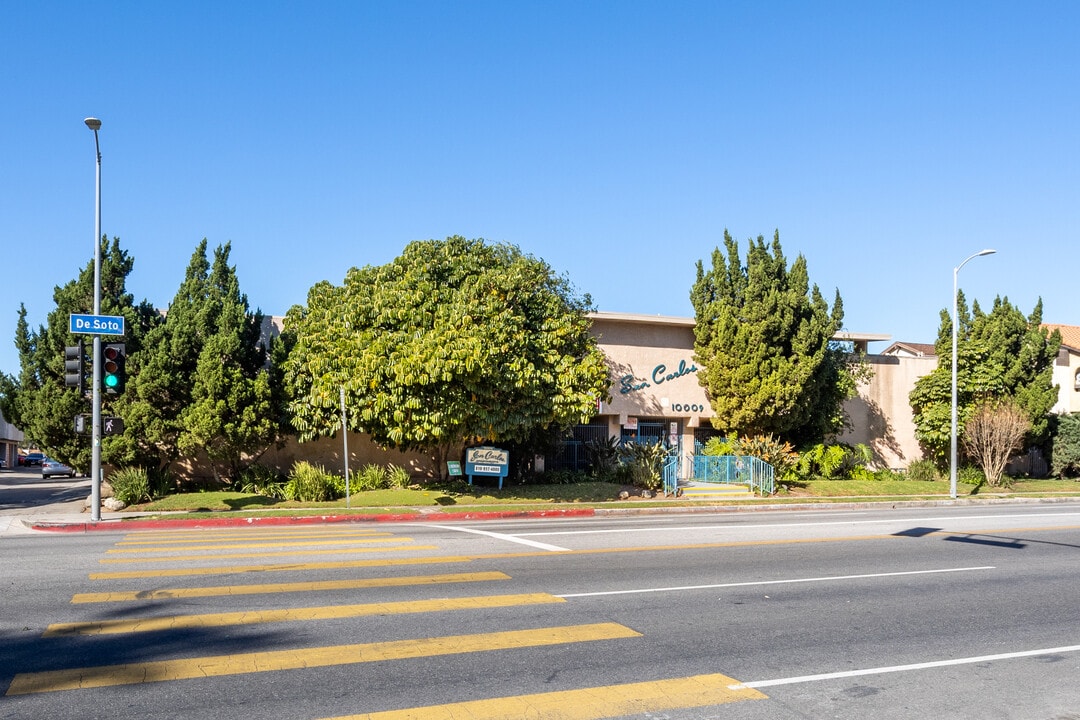 San Carlos Apartments in Chatsworth, CA - Building Photo