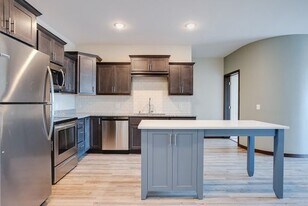 Silver Creek Apartments