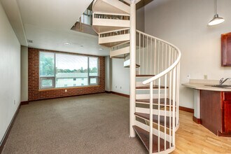 The Lofts in Ames, IA - Building Photo - Interior Photo
