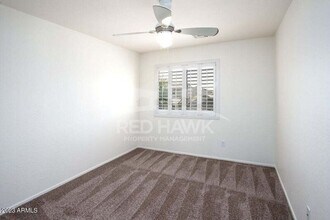 6940 W Branham Ln in Phoenix, AZ - Building Photo - Building Photo