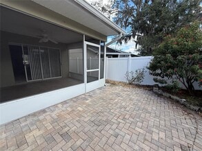 2527 Wrencrest Cir in Valrico, FL - Building Photo - Building Photo