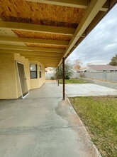 7440 Lattimore Dr in Las Vegas, NV - Building Photo - Building Photo