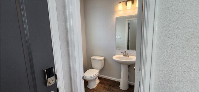 336 Banyon Dr in Liberty Hill, TX - Building Photo - Building Photo