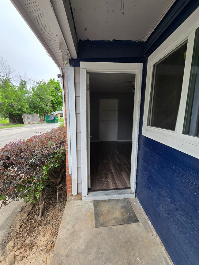 4820 Oak Ave, Unit 2