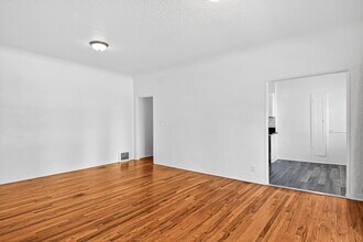 1503 S Shenandoah St, Unit 103 in Los Angeles, CA - Building Photo - Building Photo