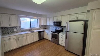 16245 Roanoke St in Southfield, MI - Building Photo - Building Photo