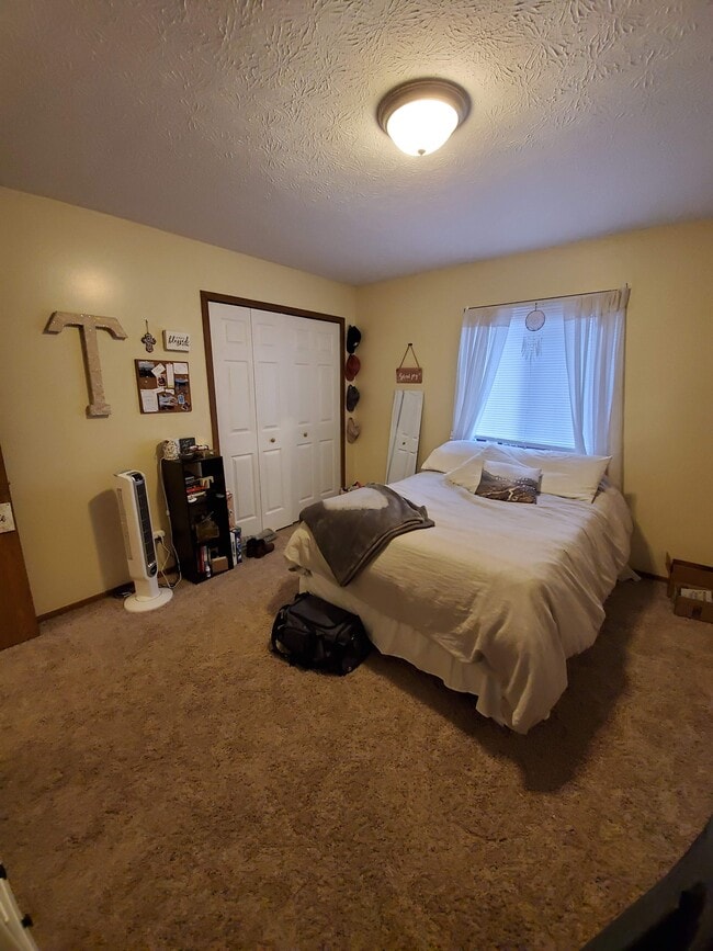 property at 6282 2nd Ave