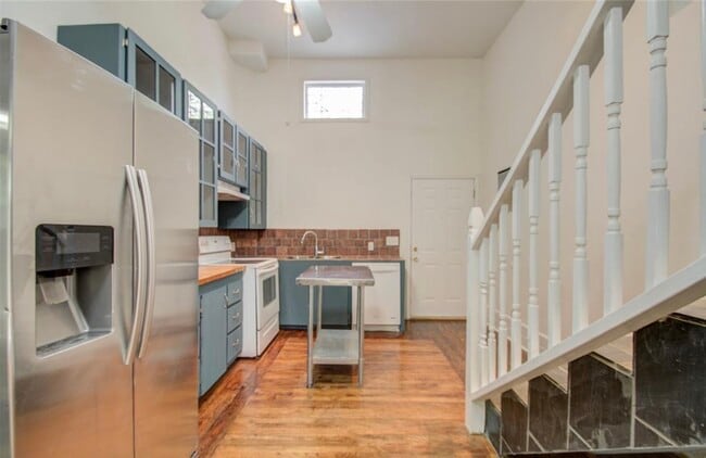 property at 5311 Palmetto St