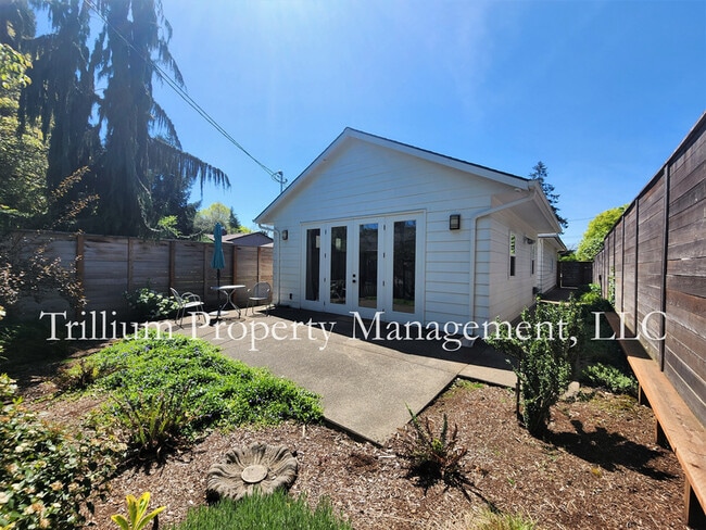 property at 5210 SE 48th Av