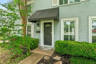 6109 Bullard Dr in Austin, TX - Building Photo - Building Photo
