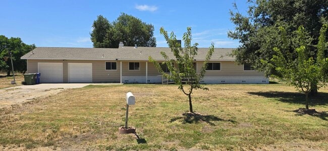 439 Roscoe Rd in Modesto, CA - Building Photo - Building Photo