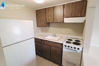 9230 N 6th St in Phoenix, AZ - Foto de edificio - Building Photo