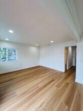 574 2nd St in Hermosa Beach, CA - Foto de edificio - Building Photo