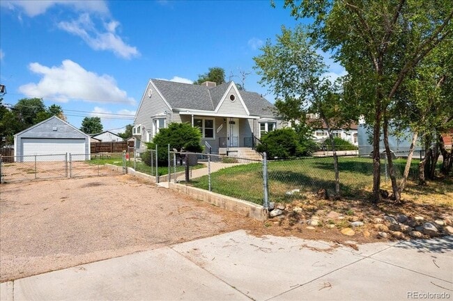 1331 Ammons St in Lakewood, CO - Building Photo - Building Photo