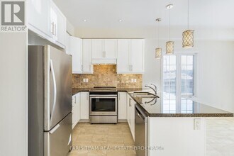 41 Diana Dr in Orillia, ON - Building Photo - Building Photo