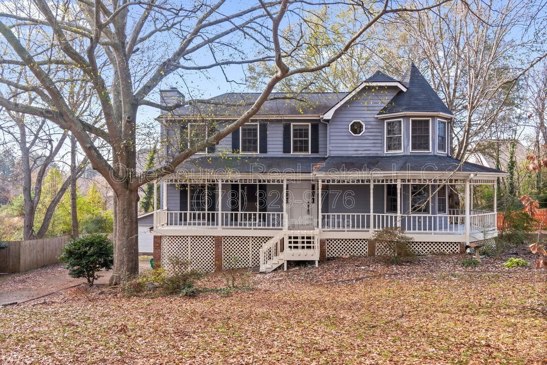 118 Fitchburg Dr in Woodstock, GA - Building Photo