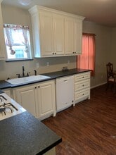 807 Charles in Ada, OK - Building Photo - Building Photo