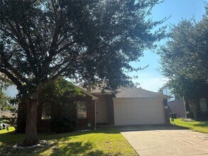 8307 Solara Bend Ct in Houston, TX - Building Photo - Building Photo