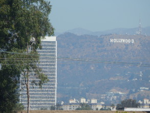 2633 Hauser Blvd in Los Angeles, CA - Building Photo - Building Photo