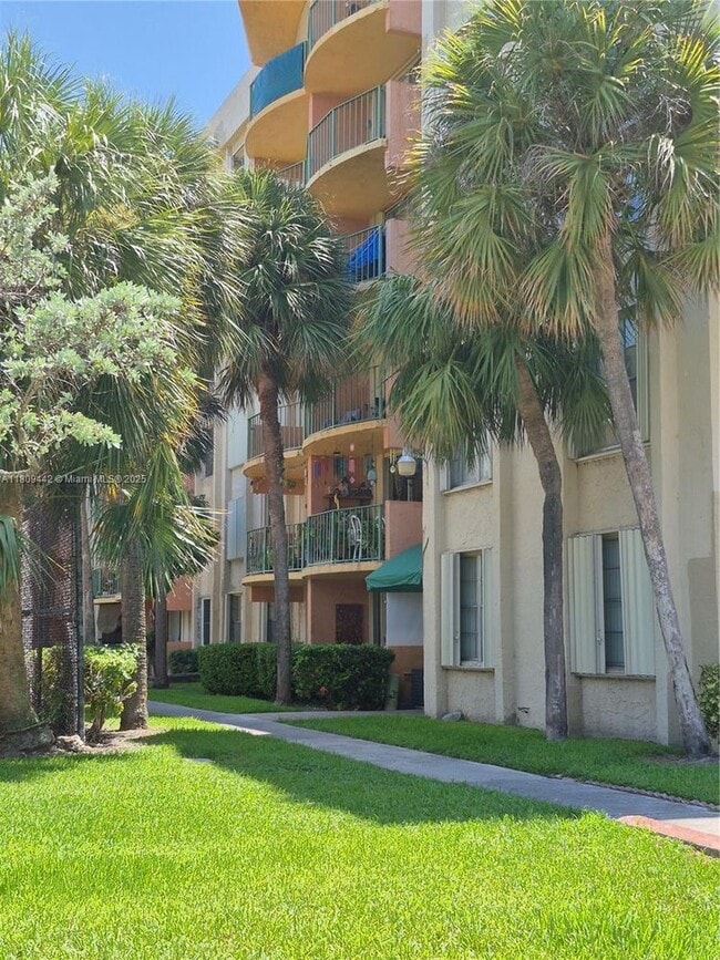 property at 9320 Fontainebleau Blvd
