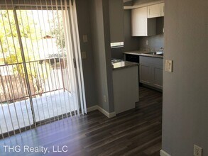 2032 N Hunt Cir in Mesa, AZ - Building Photo - Building Photo