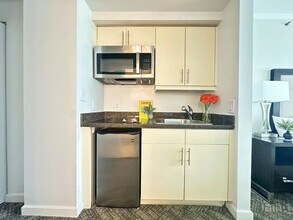 2889 McFarlane Rd, Unit SI ID1240707P in Miami, FL - Building Photo - Building Photo