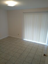 570 13th Pl in Vero Beach, FL - Building Photo - Building Photo