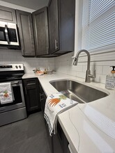 78 West St in New London, CT - Building Photo - Building Photo