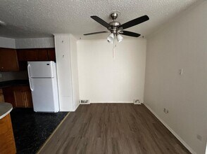 4039 Balwynne Park Rd in Philadelphia, PA - Building Photo - Building Photo
