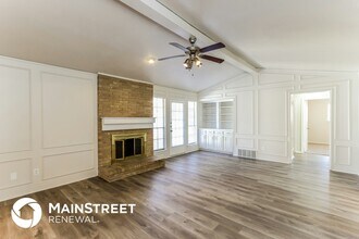 621 Granada Dr in Garland, TX - Building Photo - Building Photo