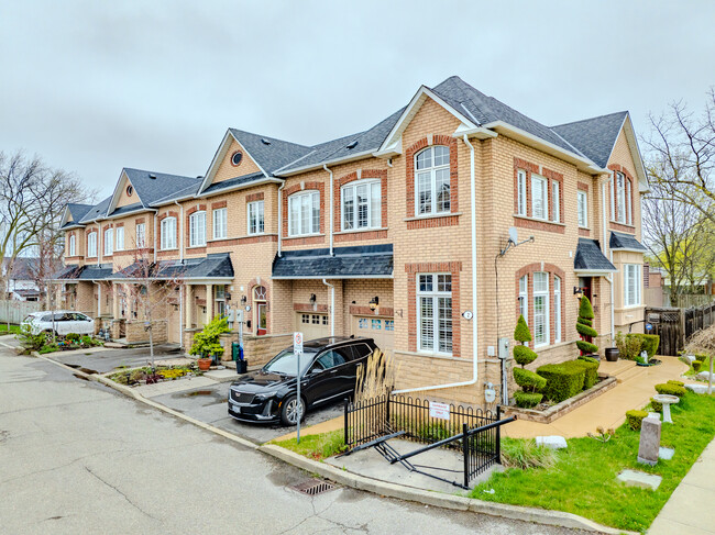 1 Purple Finch Crt in Brampton, ON - Building Photo - Building Photo