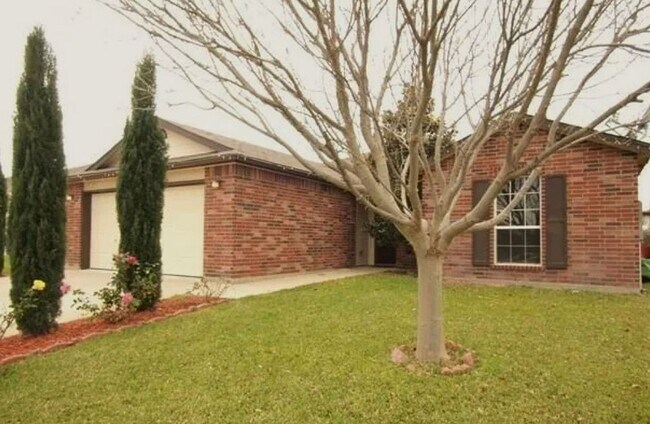 property at 5401 Bridle Dr