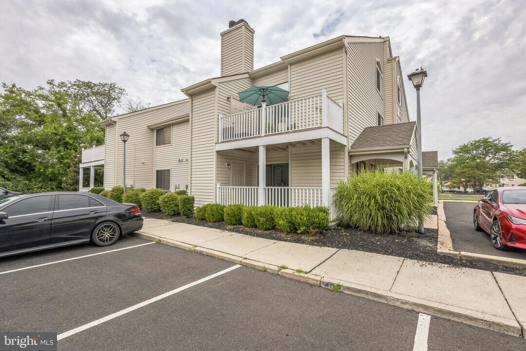 2201 Sandra Rd in Voorhees, NJ - Building Photo