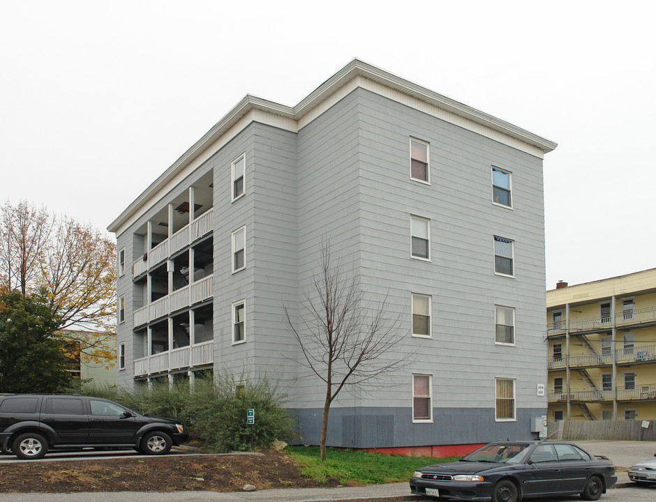 Washburn Apartments in Lewiston, ME - Building Photo