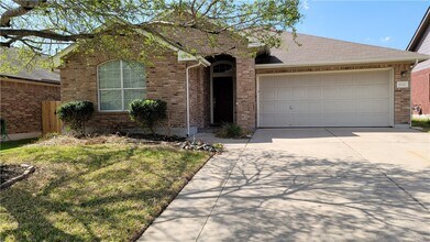 11712 Larch Valley Dr in Austin, TX - Building Photo - Building Photo