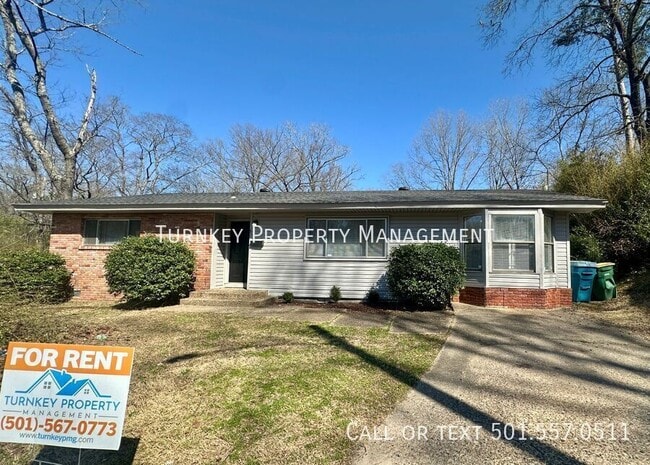 5 Windsor Cir in Little Rock, AR - Foto de edificio - Building Photo