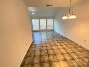 932 Westover Dr in Lancaster, TX - Building Photo - Building Photo