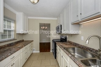 9511 McCauly Rd in West Chester Township, OH - Building Photo - Building Photo