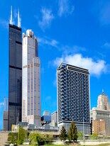235 W Van Buren St in Chicago, IL - Building Photo