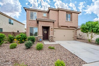 1621 Flintlock Dr in San Tan Valley, AZ - Building Photo - Building Photo