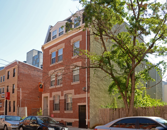 1521 N 15th St in Philadelphia, PA - Building Photo - Building Photo